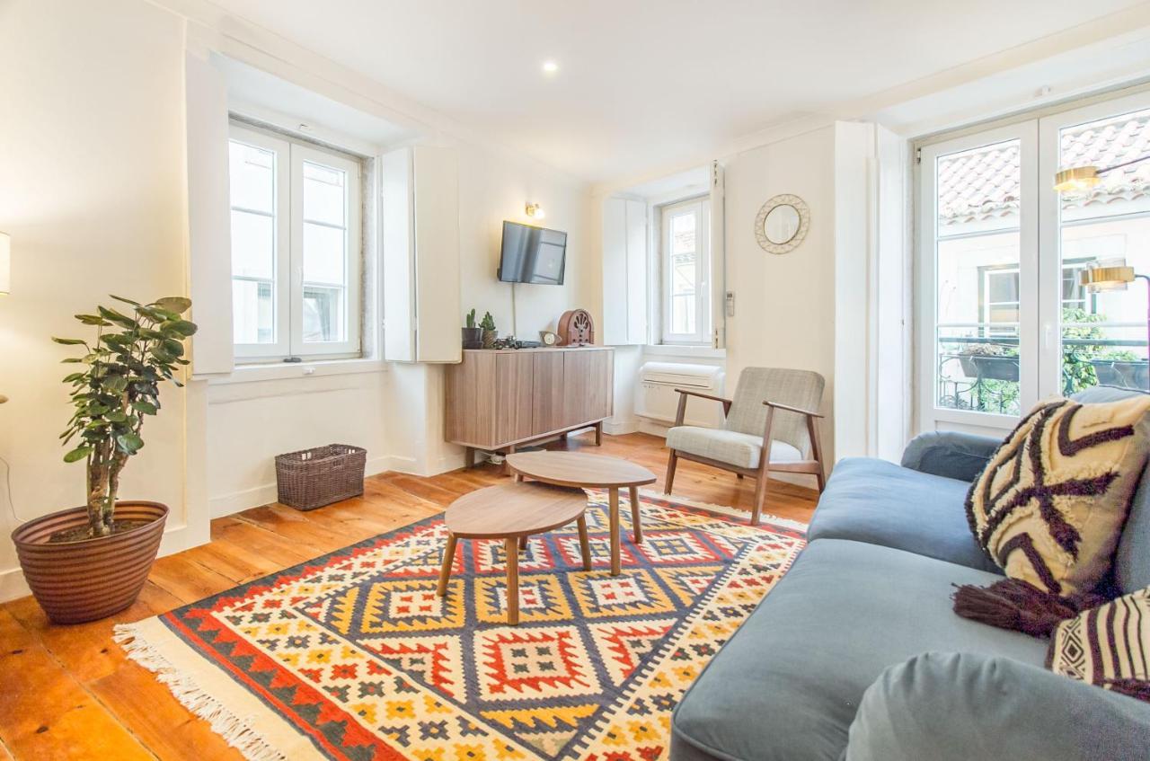 Unique And Stylish Flat In Historic Lisbon Apartment Exterior photo