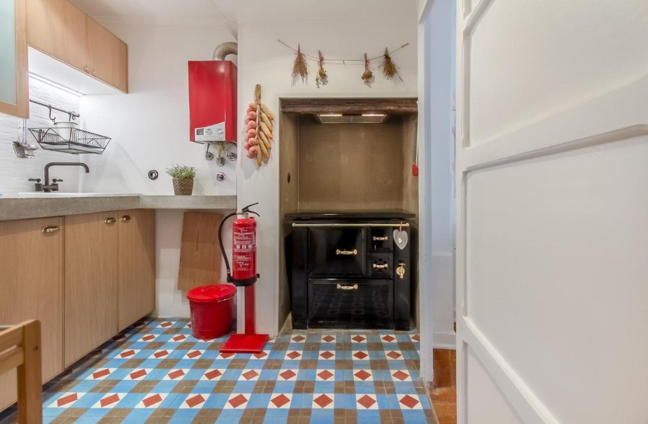 Unique And Stylish Flat In Historic Lisbon Apartment Exterior photo